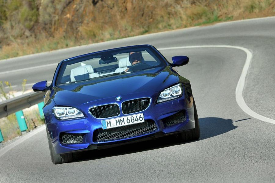  BMW M6 Convertible 2013 года  (фото 2 из 36)